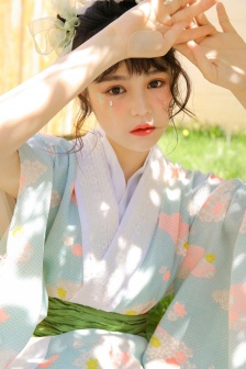 明星专题：李佳